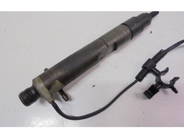 Форсунка 038130201F, 038130201F Skoda Octavia Mk1 (1U)