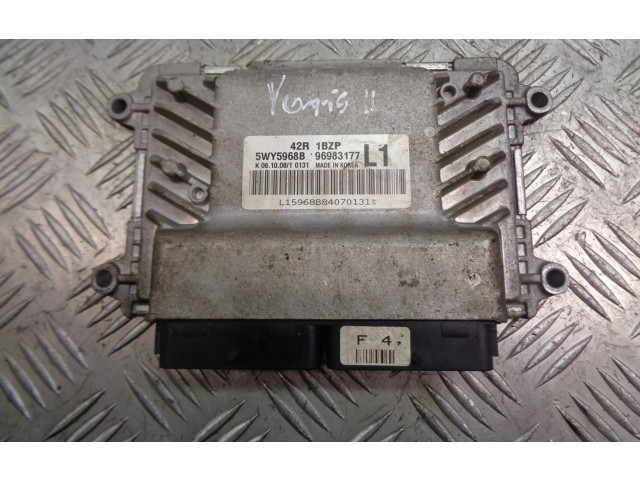 Řídící jednotka 5WY5968B Toyota Yaris 2007