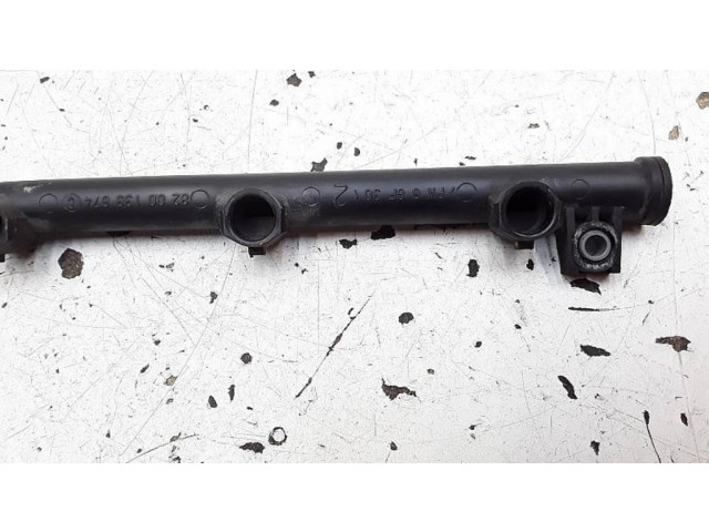 Vstřikovací lišta 8200139674C Dacia Duster pro benzínový motor 1.6