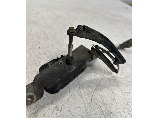 Моторчик стеклоочистителя 0390206219    Volvo V70