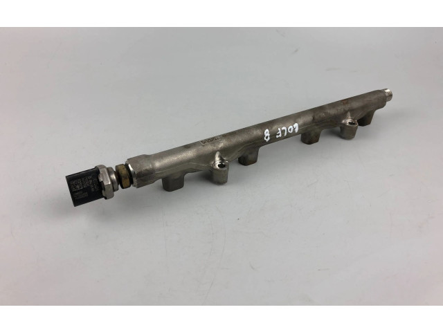 Топливная рампа 05E133320B Volkswagen Golf VIII