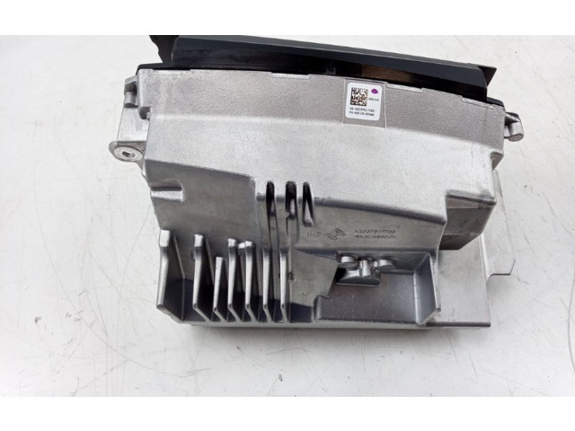 Дисплей    A2579000000, A2579000000   Mercedes-Benz CLS C257