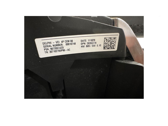 Руль Citroen C4 II  2011 - 2016 года 96720514ZD, 00010748      