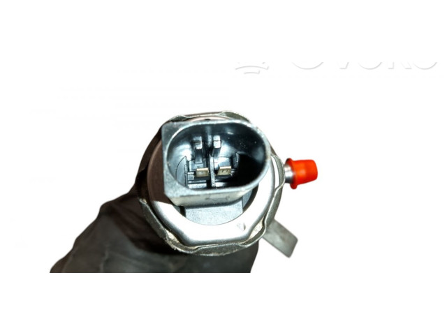 Топливная рампа 03L089S, 0141375   Volkswagen PASSAT B7 USA   для двигателя CAYC