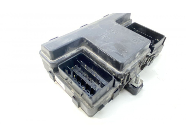 Ящик предохранителей (комплект) 2001133, 2001133   Ford  Ranger  2019 - 2022 года