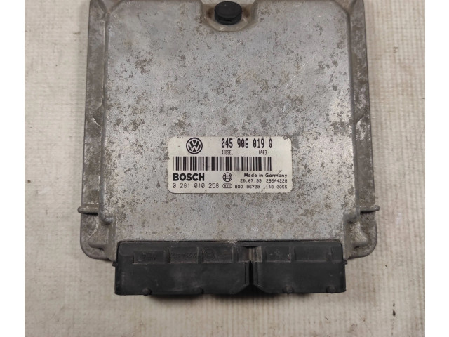 Блок управления двигателя 045906019Q, 28SA4228   Volkswagen Lupo