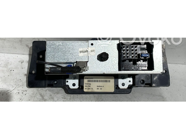 Радио/ проигрыватель CD/DVD / навигация Alfa Romeo Giulietta