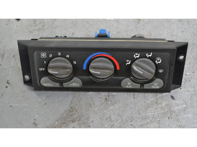 Блок управления климат-контролем    Pontiac Trans Sport