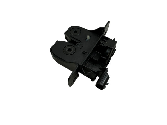 Замок багажника 905037373R, 40707205    Dacia Sandero  -  года