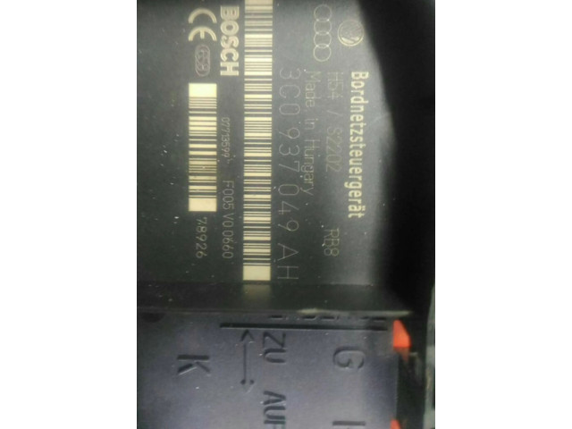 Блок управления 3C0937049AH, F005V00660   Volkswagen Caddy