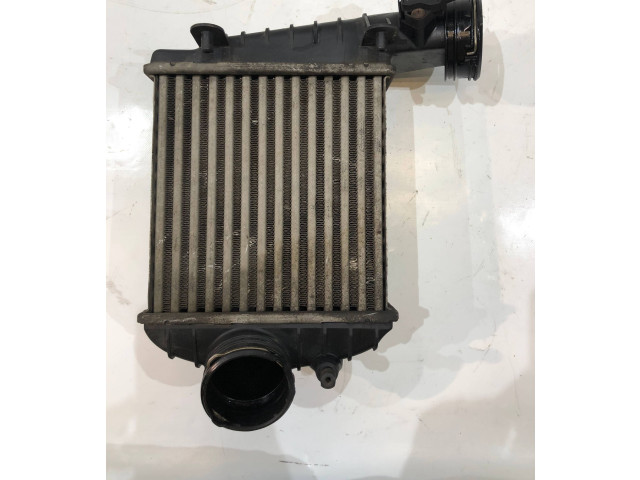 Интеркулер  0281002399    Skoda Superb B5 (3U) 