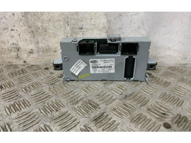 Блок предохранителей 60698376 Alfa Romeo GT