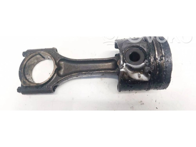 Píst 84L67, 84L67 Opel Zafira A