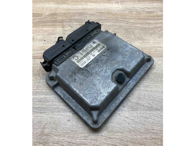 Řídící jednotka 90569337, 0281001637 Opel Sintra 1996