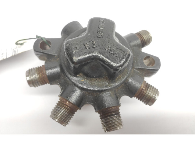 Топливная рампа R9144Z010E, 8200584032 Renault Clio II