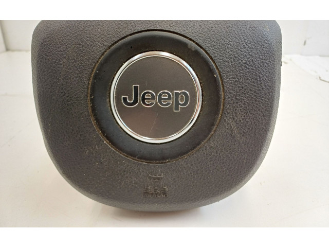 Подушка безопасности водителя 0589P1000586 Jeep Grand Cherokee