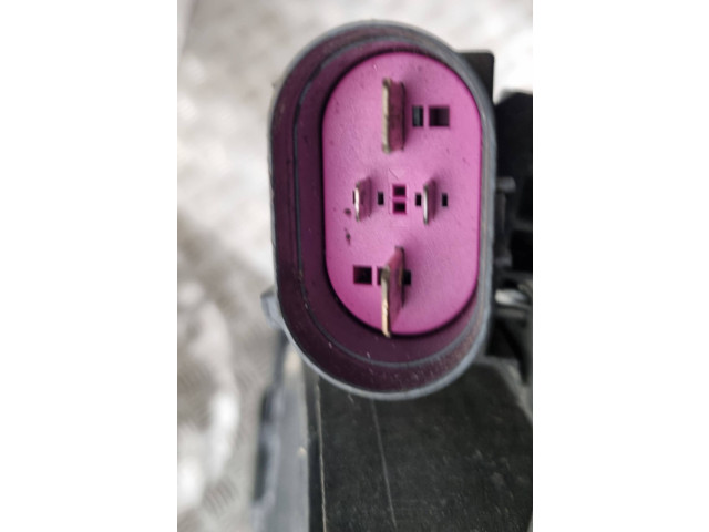 Вентилятор радиатора     1K0121207T, 1K0121207J9B9    Volkswagen Caddy 