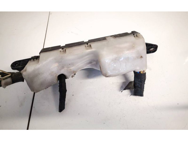 Блок предохранителей     Toyota Corolla Verso AR10    