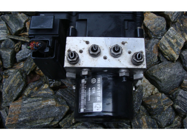 Блок АБС 1K0907379BJ Volkswagen Golf VI 2008 - 2013 года