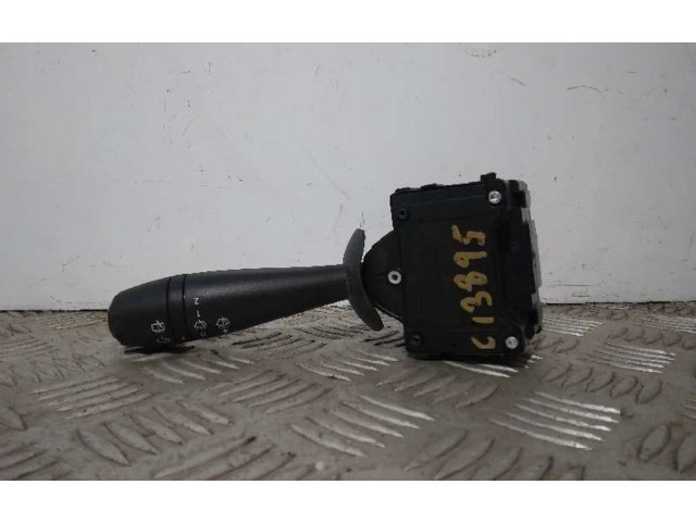 Ручка стеклоочистителей E11811260 Dacia Sandero