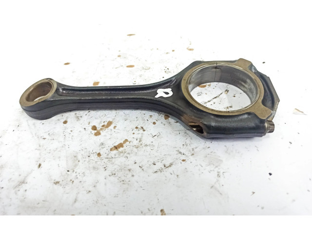 Шатун Mercedes-Benz R W251