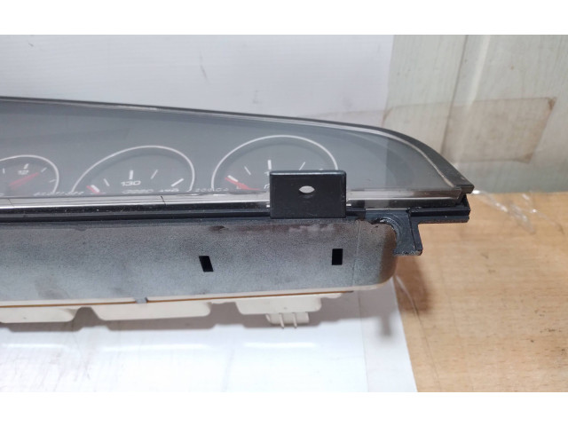 Панель приборов 88311219   Audi A6 S6 C4 4A       