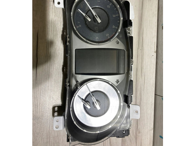 Přístrojová deska  Toyota Hilux VIII 2021 83800ff5801  