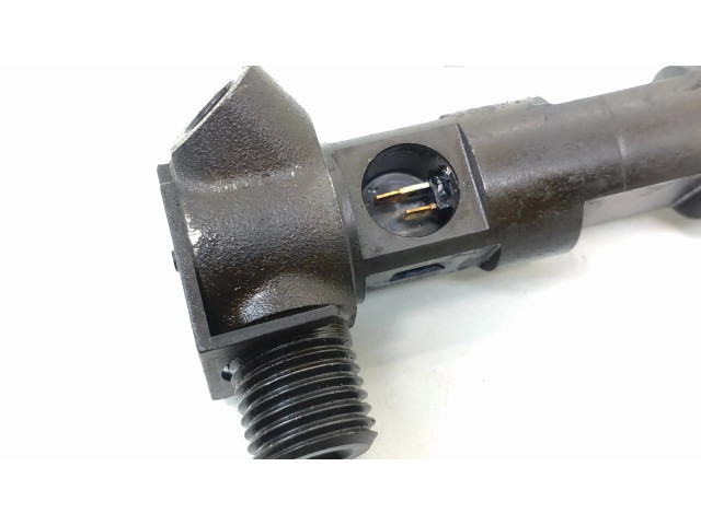 Vstřikovač A6510700587 Mercedes-Benz E W212 pro naftový motor 2.1 651925