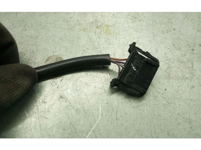 Зеркало электрическое Volkswagen Jetta IV 1999 - 2005 года