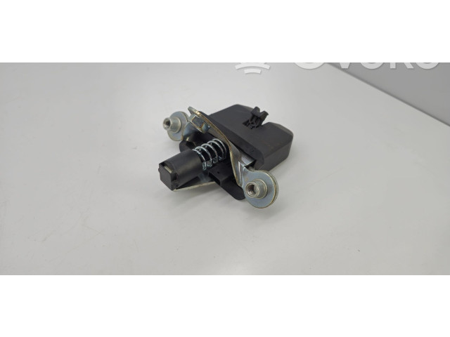 Замок багажника 1Z5827501D    Skoda Octavia Mk2 (1Z) 2004 - 2013 года