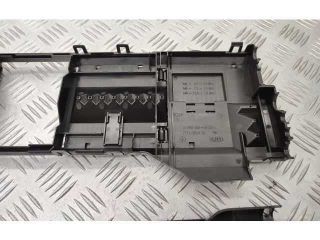 Pojistková skříňka BK2T14B144BA Ford Transit Custom 2014