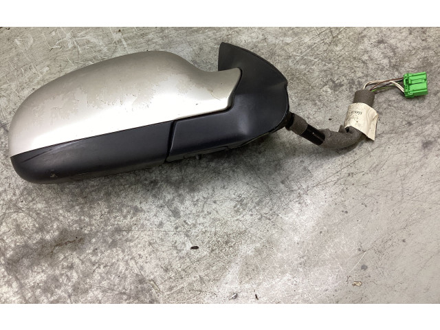 Зеркало электрическое Volvo V70 2000 - 2004 года