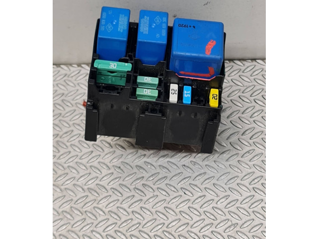 Блок предохранителей Dacia Sandero