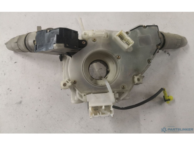 Замок багажника 25560bc60c Nissan Micra 2008 - 2010 года