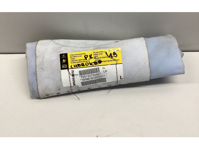 Подушка безопасности в сиденье P68100765AC   Jeep Cherokee