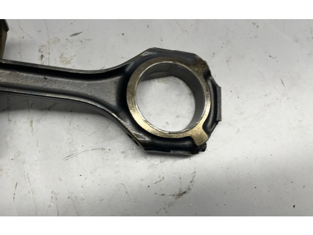 Píst A1570300517, A2780300320 Mercedes-Benz CLS C218 X218 M 157.981