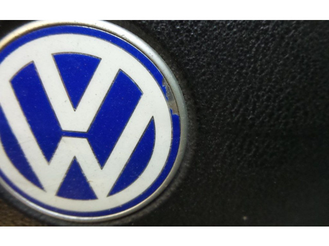 Подушка безопасности водителя 1C0880201E, 1C0880201E   Volkswagen New Beetle