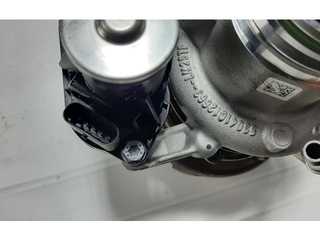 Турбина Volvo XC40 32361308