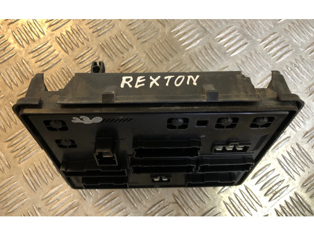 Блок предохранителей Y220EDP, 05F08D SsangYong Rexton