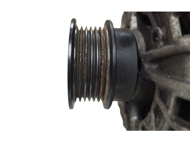 Генератор 30659580, 0125812009   Volvo V60 2.0     