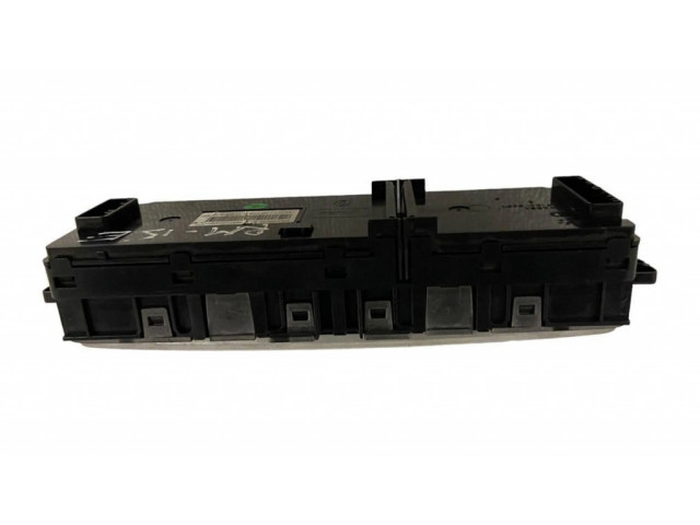 Блок управления климат-контролем 275100007R, T1001936V   Renault Megane III