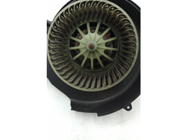 Вентилятор печки       Volvo V70