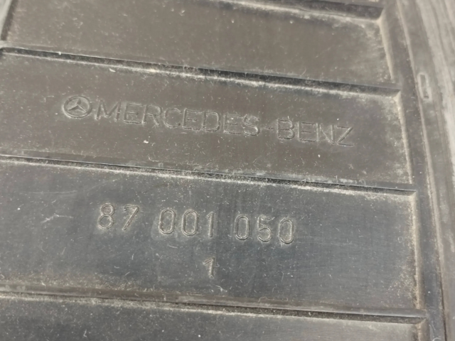 Панель приборов 0105425906, 1235425601   Mercedes-Benz 200 300 W123       