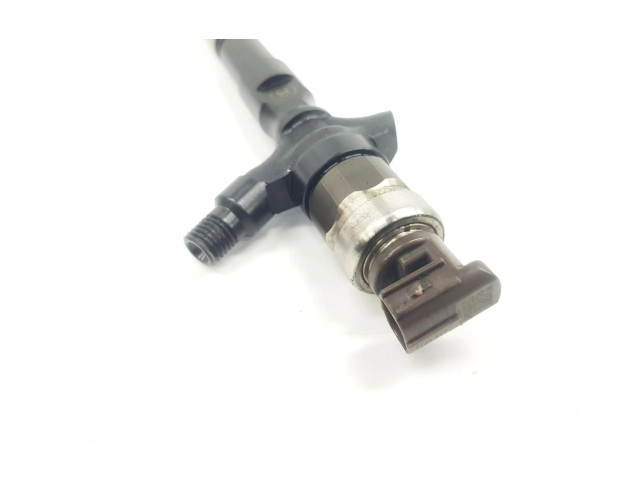 Vstřikovač 2367030140, 2367030140 Toyota Land Cruiser (J120) 1KDFTV