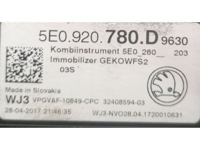 Панель приборов 5E0920780D Skoda Octavia Mk3 (5E)