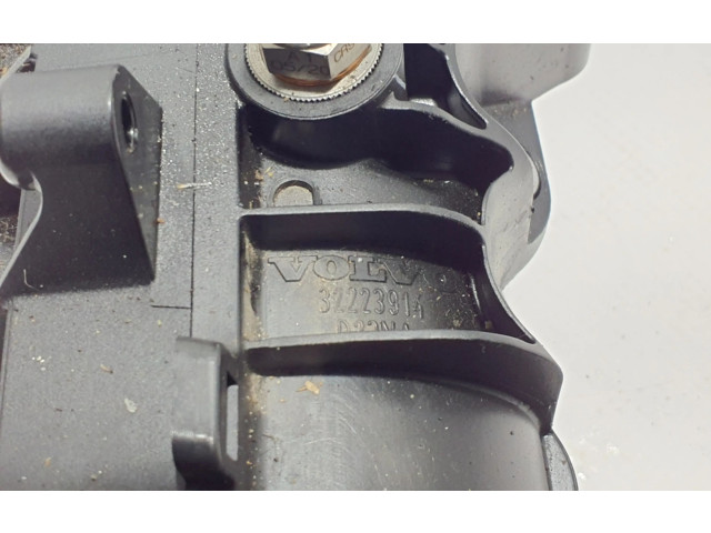 Přístrojová deska  Volvo XC90 2021 32223914  