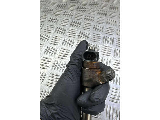 Форсунка 04L130277AC    Skoda Superb B8 (3V)  CRLB 