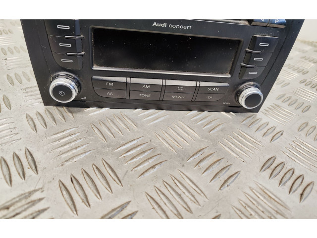 Радио/ проигрыватель CD/DVD / навигация 8P0035186AB   Audi A3 S3 A3 Sportback 8P   для двигателя CDAA