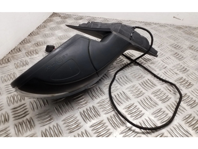 Зеркало электрическое Skoda Yeti (5L) 2009 - 2017 года