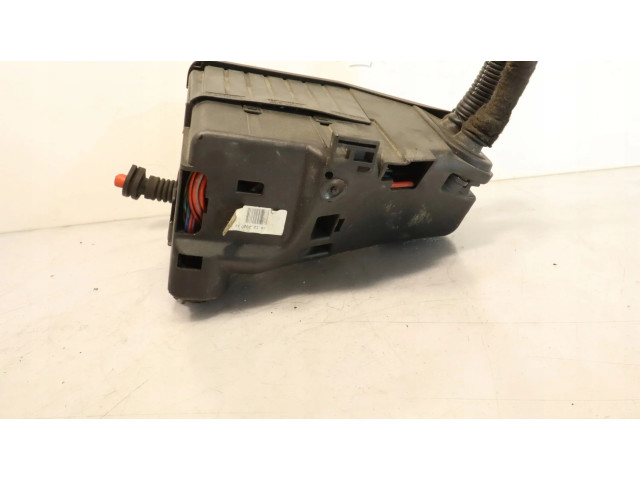 Блок предохранителей     Volvo V70    